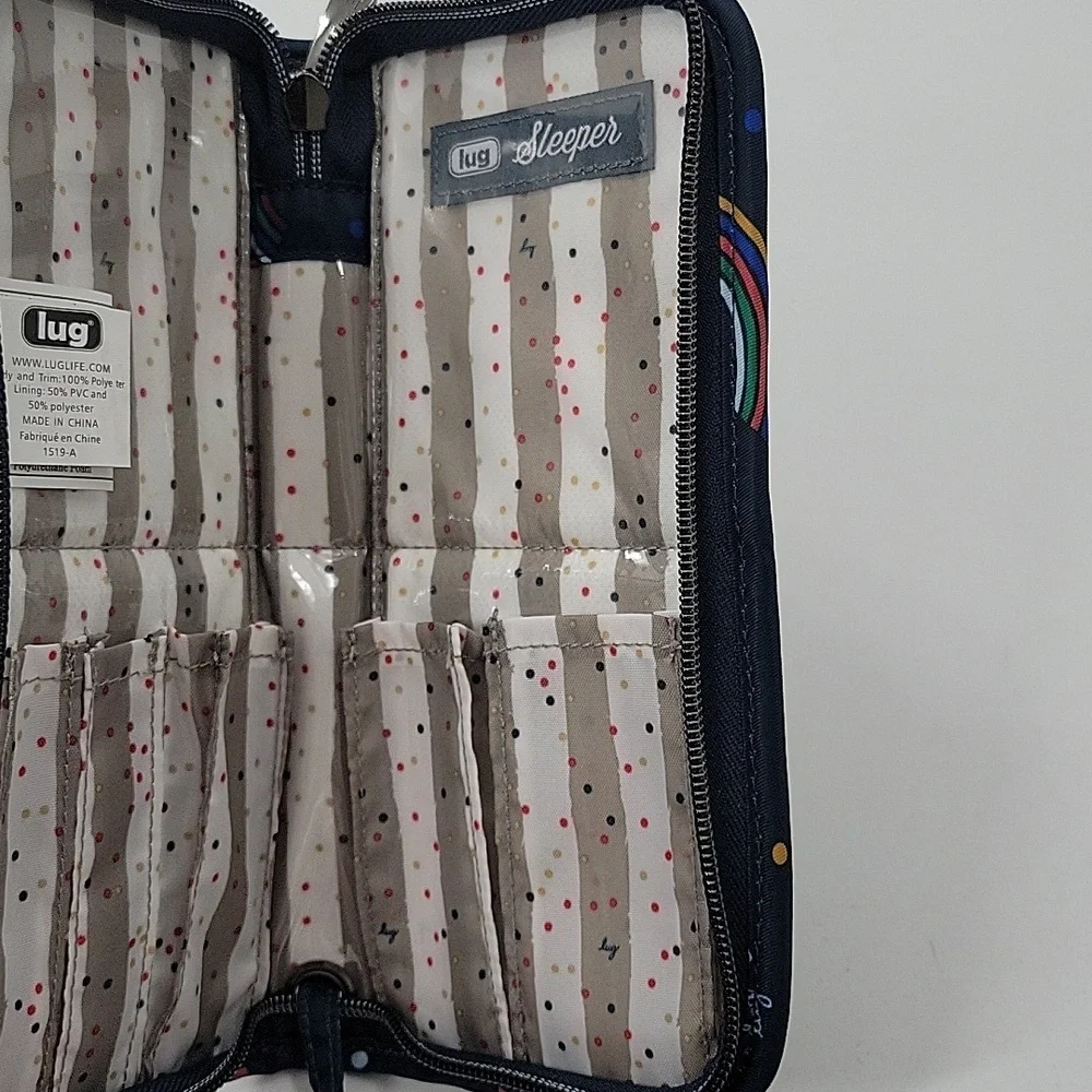 lug chic navy